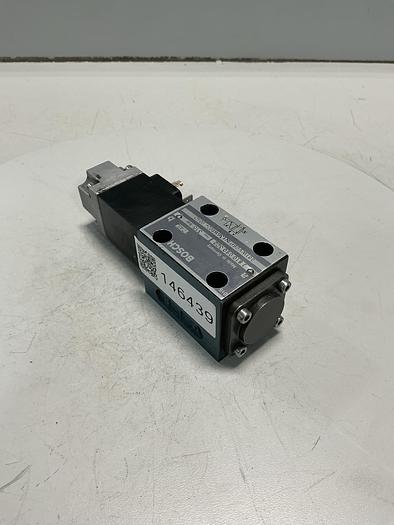 Used BOSCH 0 810 090 322