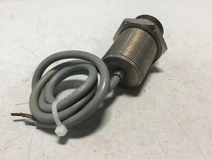 Used HONEYWELL Inductive Sensor Switch 924AB4XM-L2P #119436