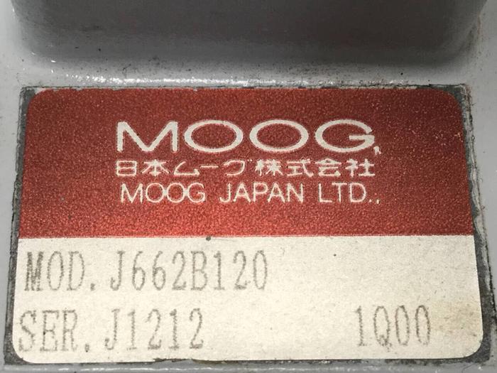 Used MOOG Servo Valve J662B120 Used USED