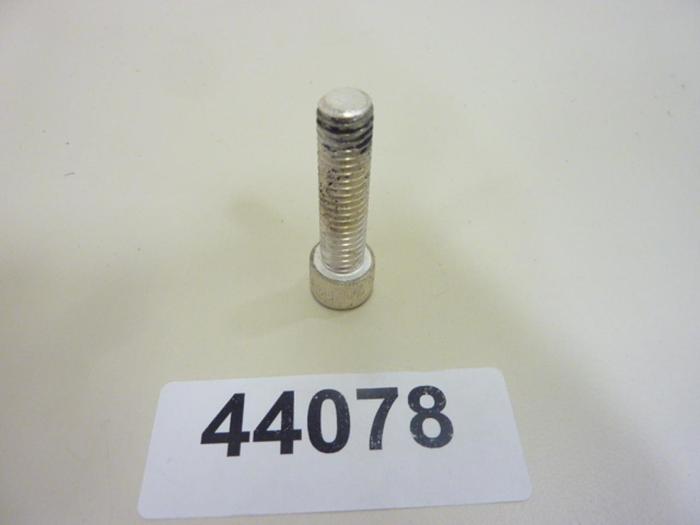 Used U-C COMPONENTS Socket Head Cap Screw C-1624-NA #44078