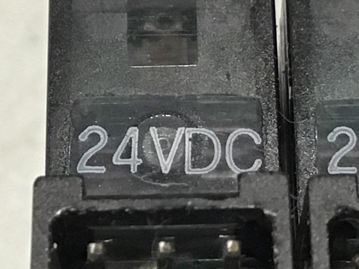 Used KOGANEI Manifold Block G010MH6A #120862