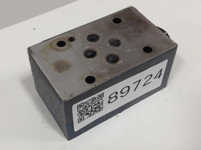 Used VICKERS Check Valve DGMDC 3 Y PK 41 #89724