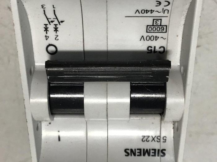Used SIEMENS 15 Amp Circuit Breaker 5SX22C15 #119638