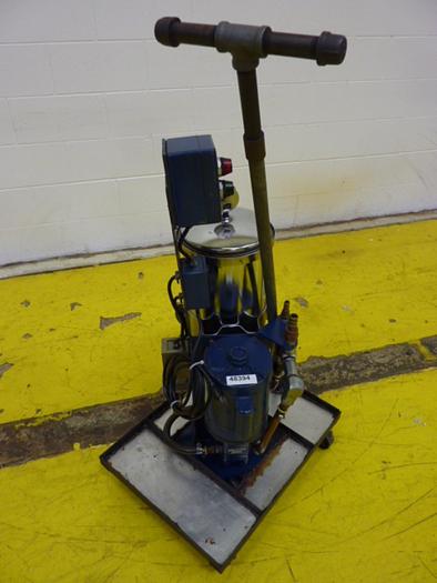 Used MAIN MANUFACTURING Hydraulic Oil Vacuum w/ Filter VACUUM394 #48394