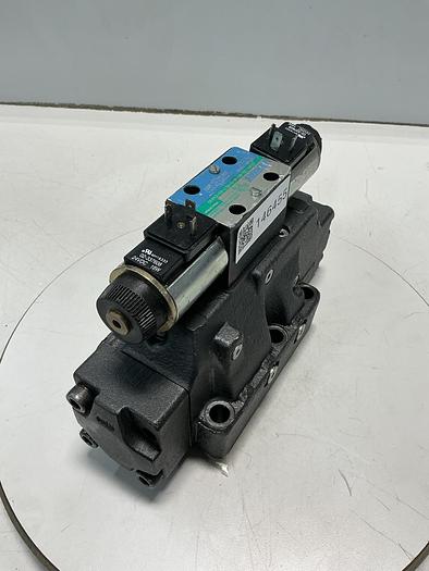 Used VICKERS DG4V-3S-6C-M-U-HL7-60-EN490