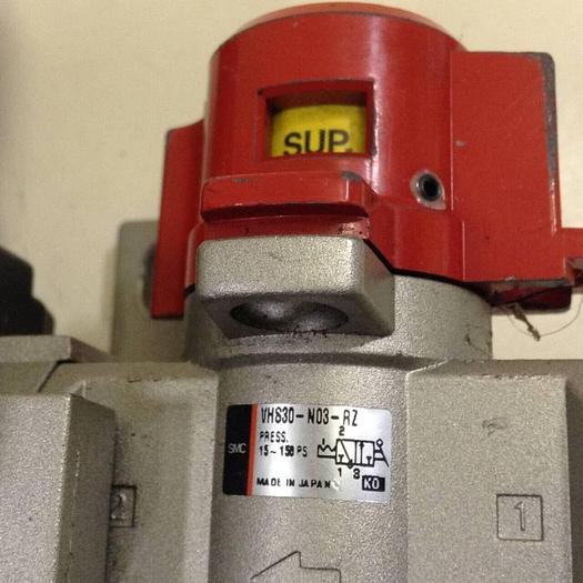 Used SMC Filter / Regulator AW30-N03DH-Z #79986