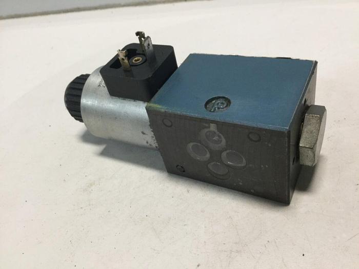 Used BOSCH Directional Valve 0 810 091 227 Used
