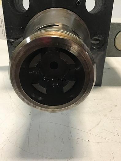 Used MOOG HYDROLUX Hydraulic Valve DWME3P06A4007NB #137992