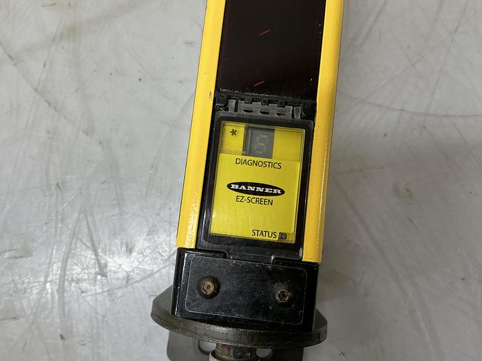 Used BANNER SLSE30-900Q8