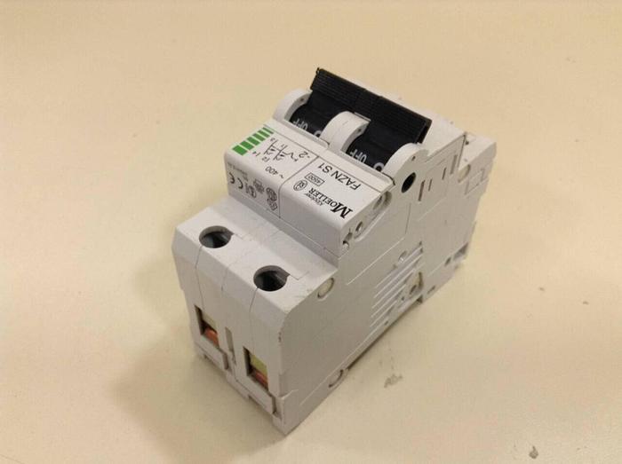 Used MOELLER Circuit Breaker FAZNS1-2 #79629