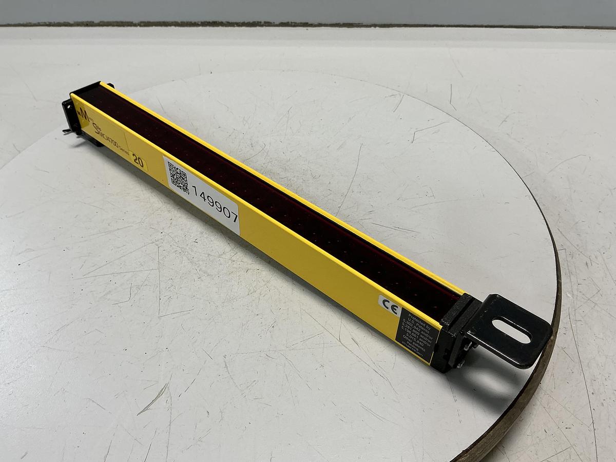 Used STI MCJ47-20-300-X3-801 Light Curtain