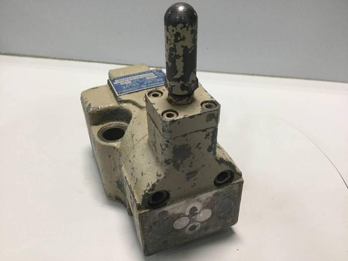 Used VICKERS Relief Valve TCG50-06-CEV-PL-T-11-LH-S10 #99384