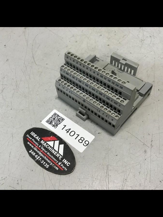 Used ALLEN BRADLEY Flex Terminal Bus 1794-TB3T SER A USED