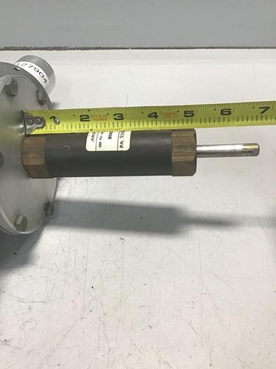 Used AURORA AIR PRODUCTS Cylinder w/ Flow Control Valve S1626 USED