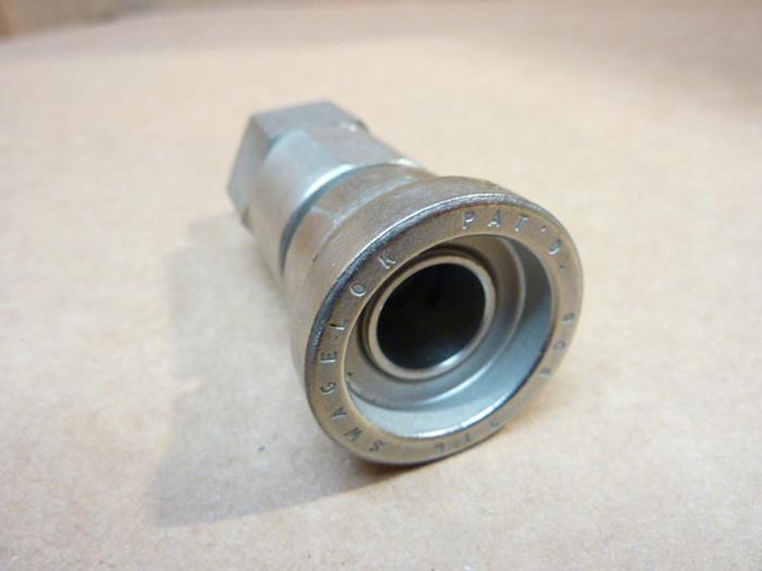 Used SWAGELOK Tube Fitting SS-Q38-B-810 #40611