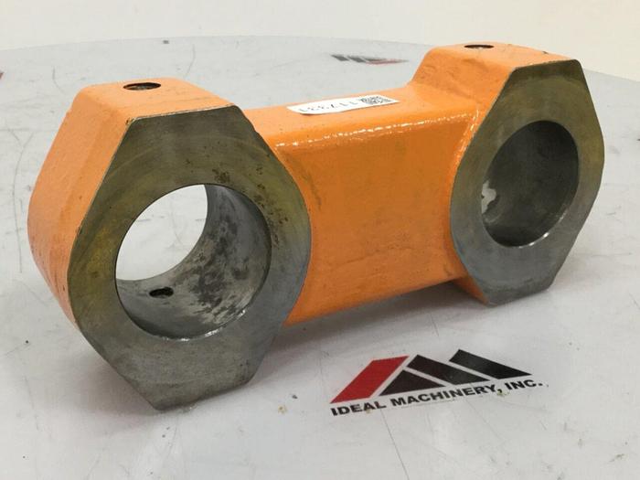 Used CINCINNATI MILACRON Toggle Link 5021932 #117331