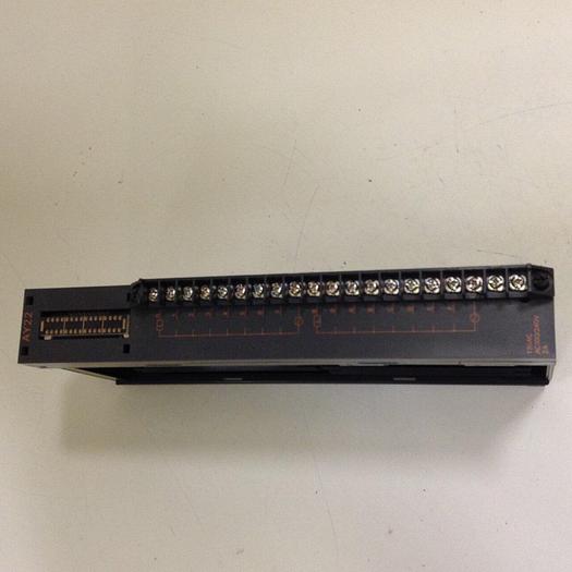 Used MITSUBISHI Programmable Controller AY22 #83626