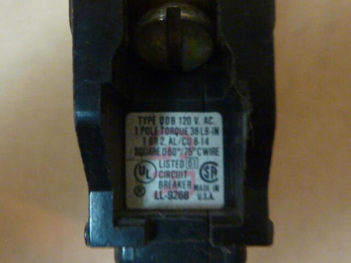 Used SQUARE D 10 Amp Circuit Breaker QOB110 #31374