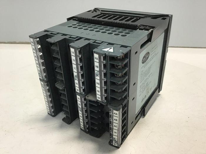 Used BARBER COLMAN Temperature Controller 2204E/CC/VH/TH/XX/XX/XX/XX/2XX #86763