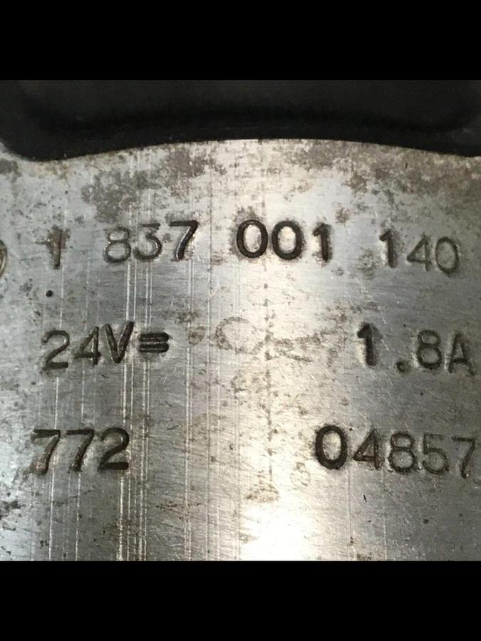 Used BOSCH Valve 0 810 001 944 Used