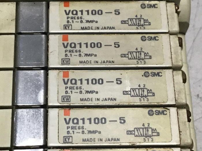 Used SMC Manifold / Valves VQ1100-5 #129045