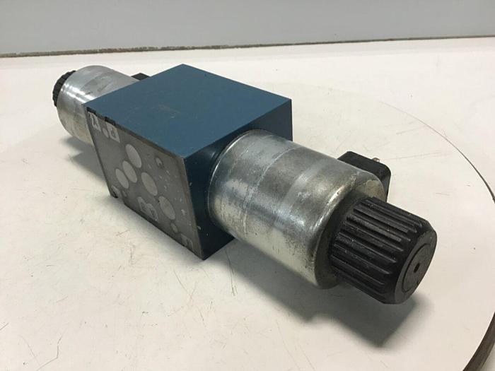 Used BOSCH Valve 081WV10P1V1004WS024 0 810 001 945 #138035