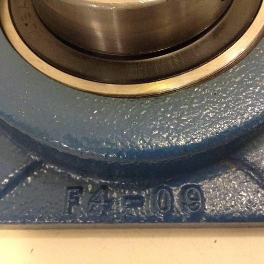 Used MB Flange Bearing F4-09 #69933