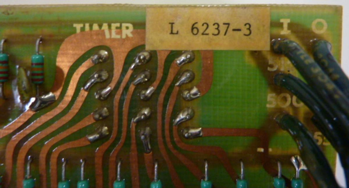 Used LINCOLN ELECTRIC Circuit Board L6237-3 USED