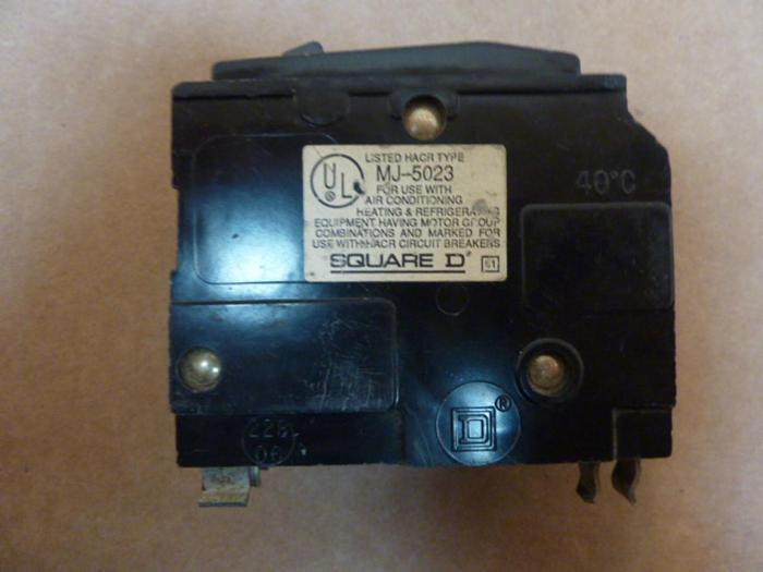Used SQUARE D 15 Amp Circuit Breaker QO215 #27714
