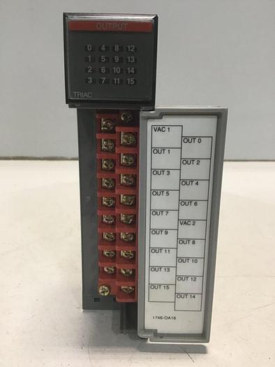 Used ALLEN BRADLEY Output Module 1746-OA16 SER D #53972
