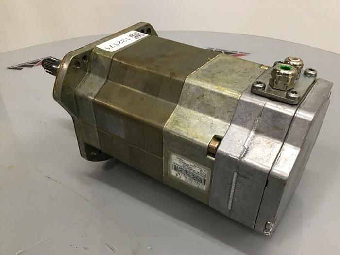 Used SIEMENS Motor 1FK6084-6AZ21-9ZZ9-Z S04 #132171