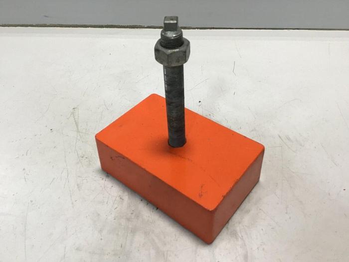 Used UNISORB Leveling Mount Pad 7 x 4 QUANTUM IM-61 #122712