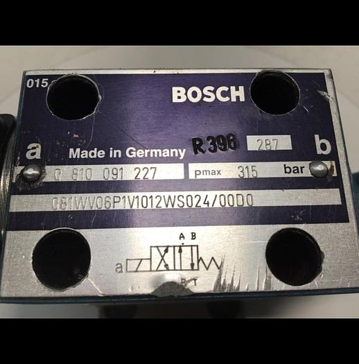 Used BOSCH Directional Valve 0 810 091 227 Used