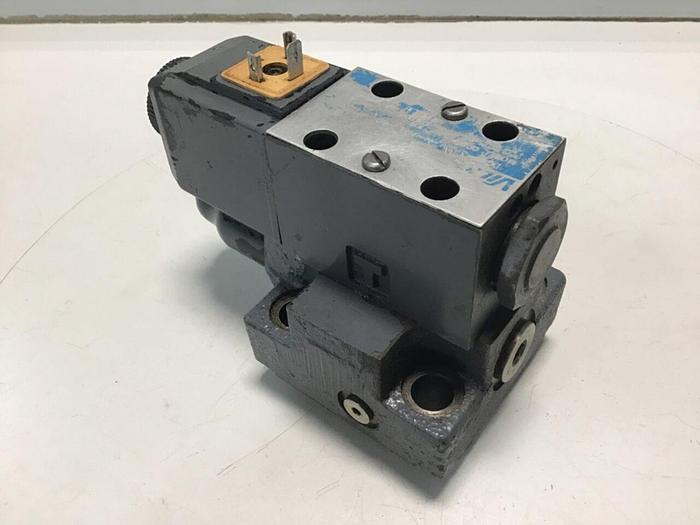 Used VICKERS Hydraulic Valve CVCS25C1S2W24510AP10 #114809