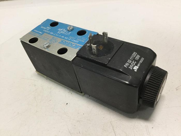 Used VICKERS Valve DG4V32AMUHL760EN594 Used