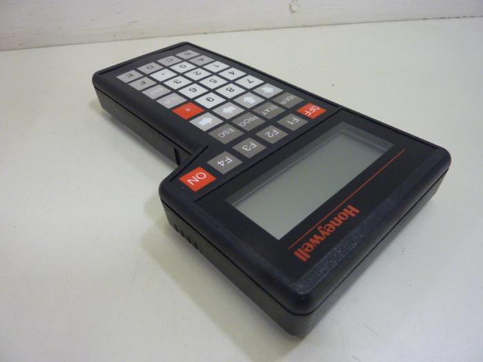 Used HONEYWELL Teach Pendant SDS-C1ACT-1001 #51532