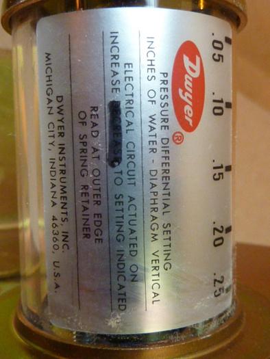 Used DWYER Pressure Switch 1638 #22832