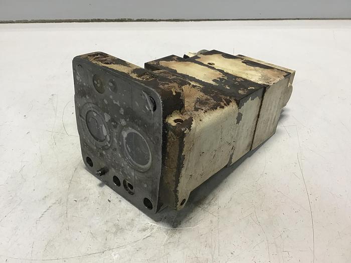 Used   C Chauvin Arnoux  B3 0568-0572/ 0573 R2 2075-2082 Valve USed #141240