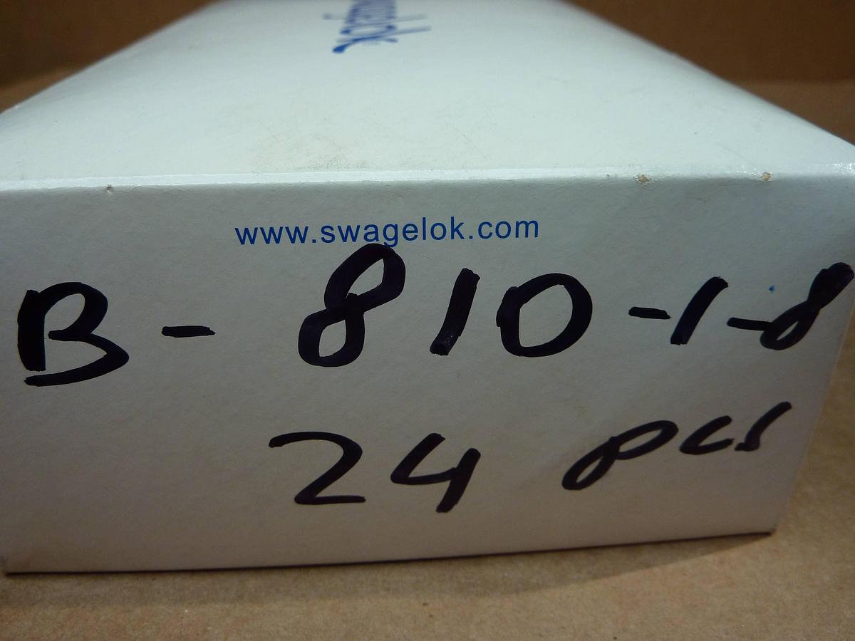 SWAGELOK Male Connector B-810-1-8 #39279