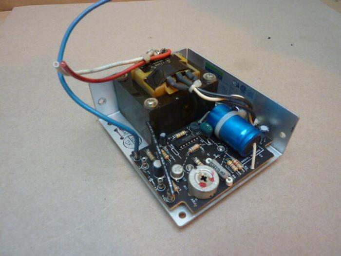 Used SOLA ELECTRIC regulated power supply SLS-15-015 #35767