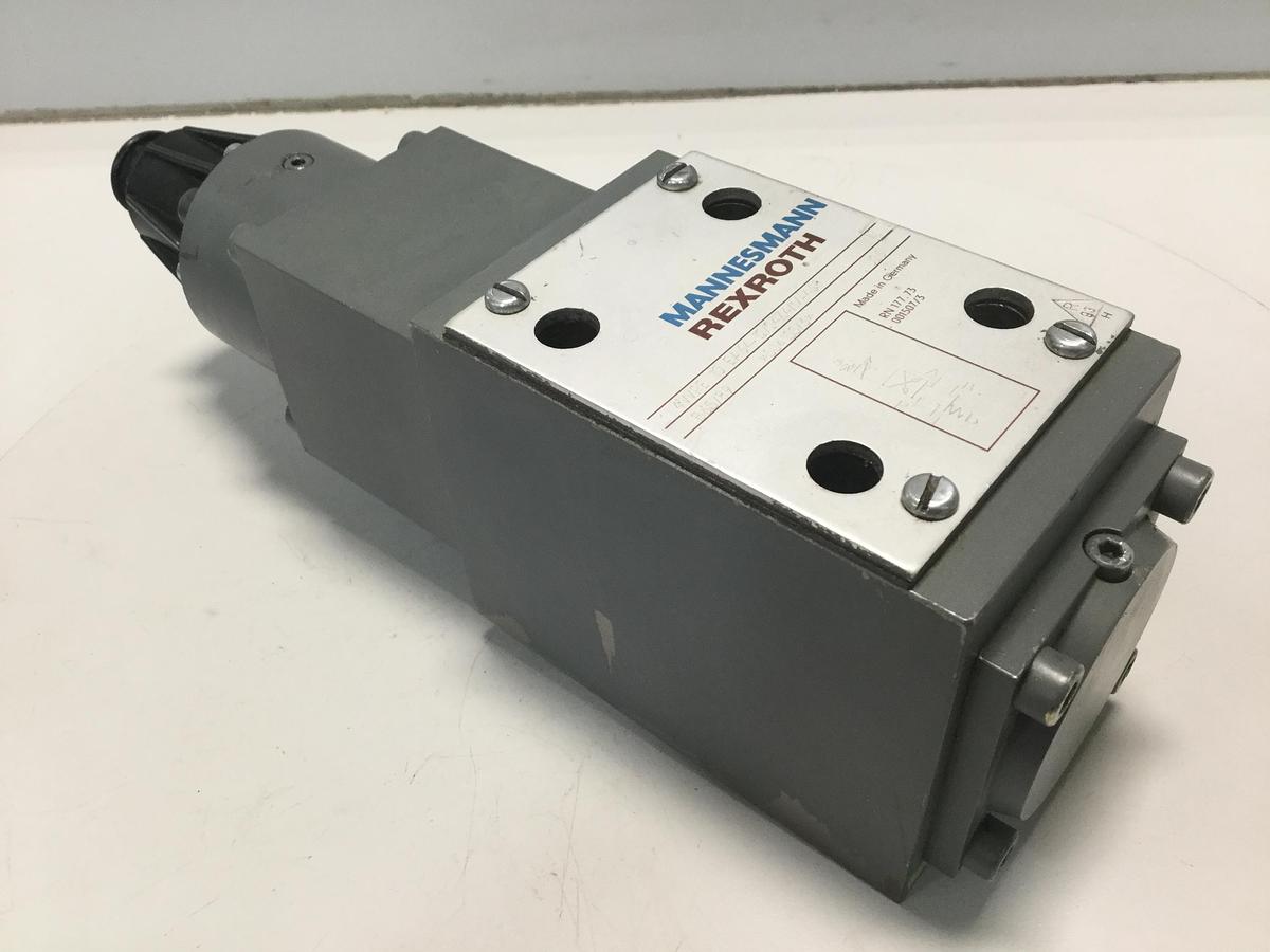 Used MANNESMANN REXROTH Proportional Flow Control Valve 4WRE10EA641224Z4M468 Used