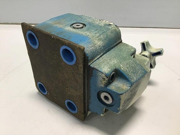 Used VICKERS Relief Valve CG10F30 Used #115357