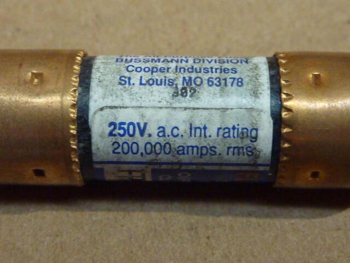 Used FUSETRON 12 Amp Fuse FRN-R-12 #33625