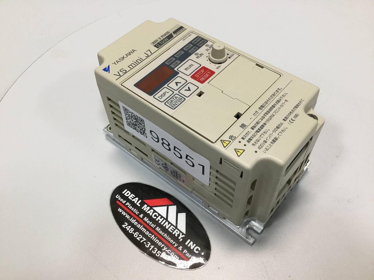 Used YASKAWA VS Mini J7 Inverter CIMR-J7AA20P1 USED