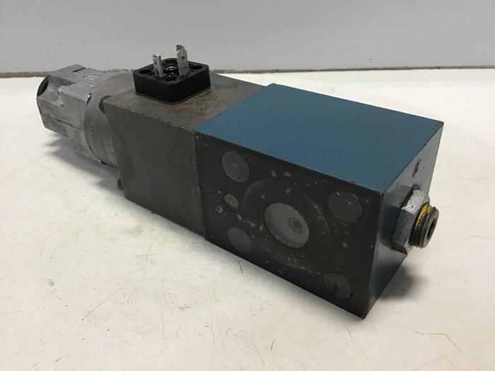 Used BOSCH Valve 0 811 402 012 #138038