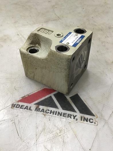 Used YUKEN Valve SB1086-10 #141454