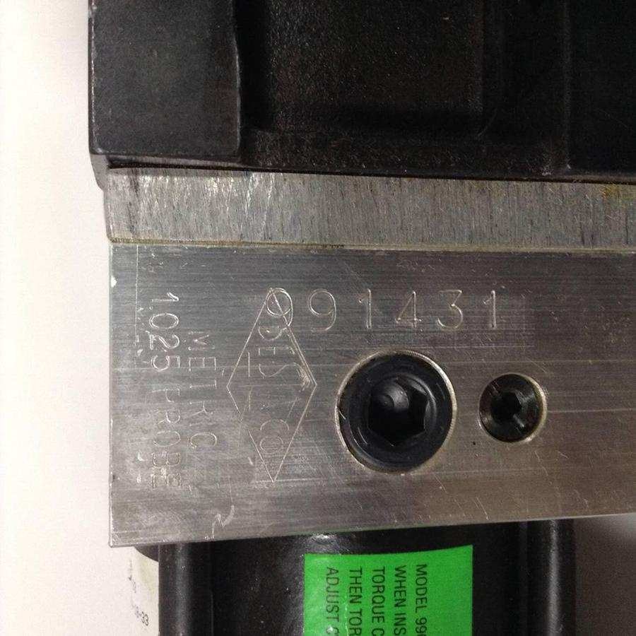 Used DESTACO Pneumatic Hold Clamp 991MAL-X37M-180-18-33 USED