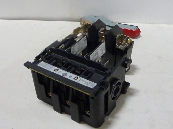 Used ALLEN BRADLEY 30 Amp Disconnect Switch 1494V-DS30 SER A #57394