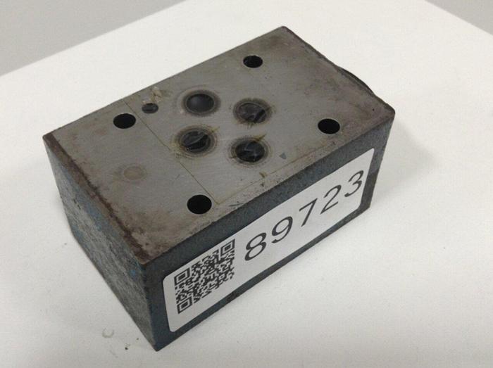 Used VICKERS Check Valve DGMDC 3 Y PK 41 #89723