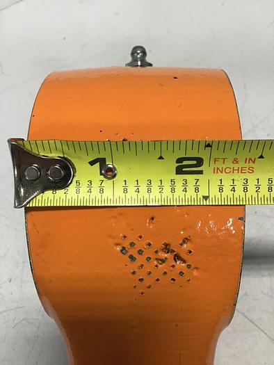 Used CINCINNATI MILACRON Clamp Cylinder Mount 5933203 #116482